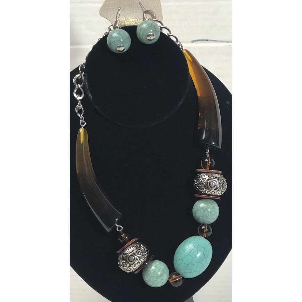 Prizma Beaded Necklace Earrings Set